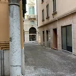 Porta Borsari Relais Gæstehus