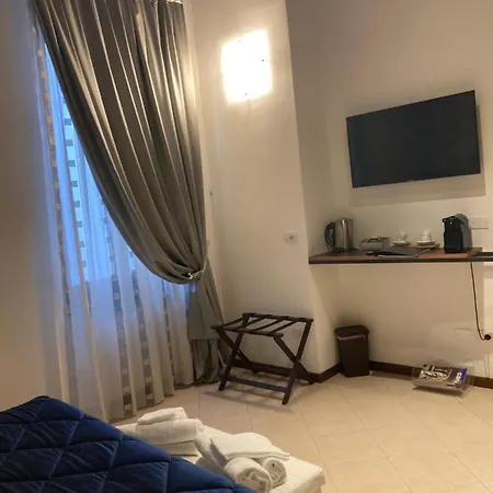 Porta Borsari Relais