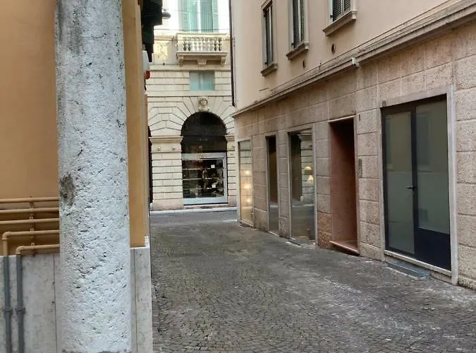 Porta Borsari Relais Pensión