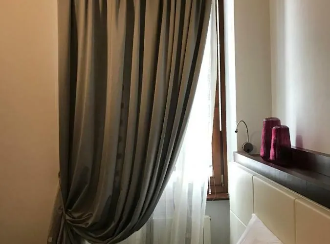 Porta Borsari Relais